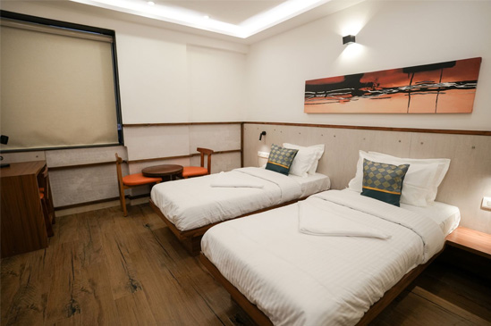 Deluxe Room 3